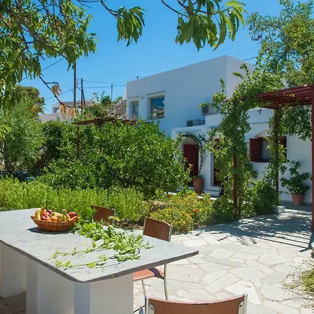 Kipos Apollonia (Sifnos)